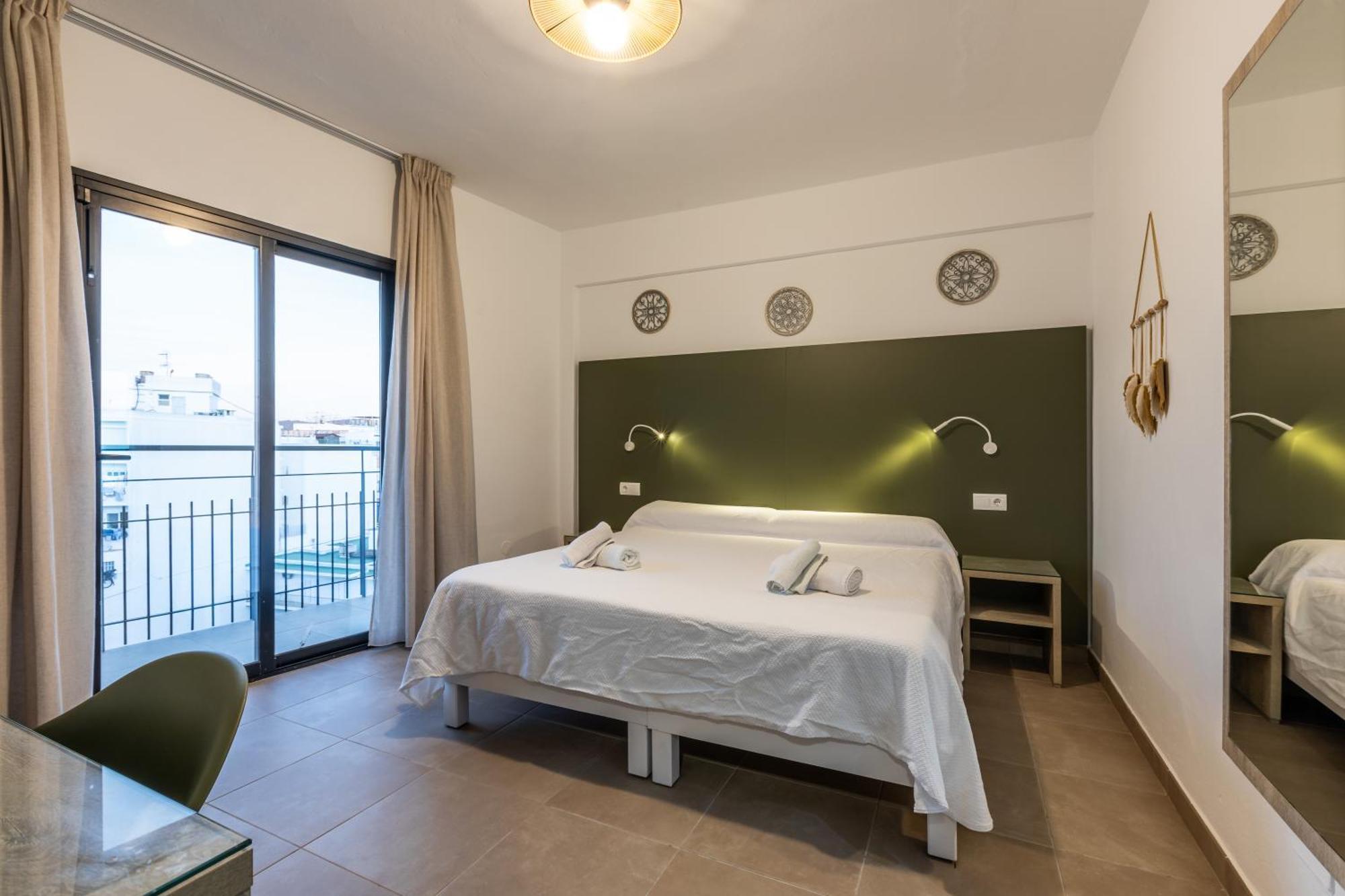 Hostal Alicante San Antonio  Exterior photo