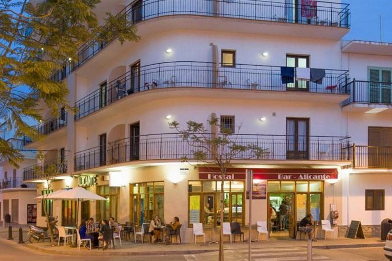 Hostal Alicante San Antonio  Exterior photo