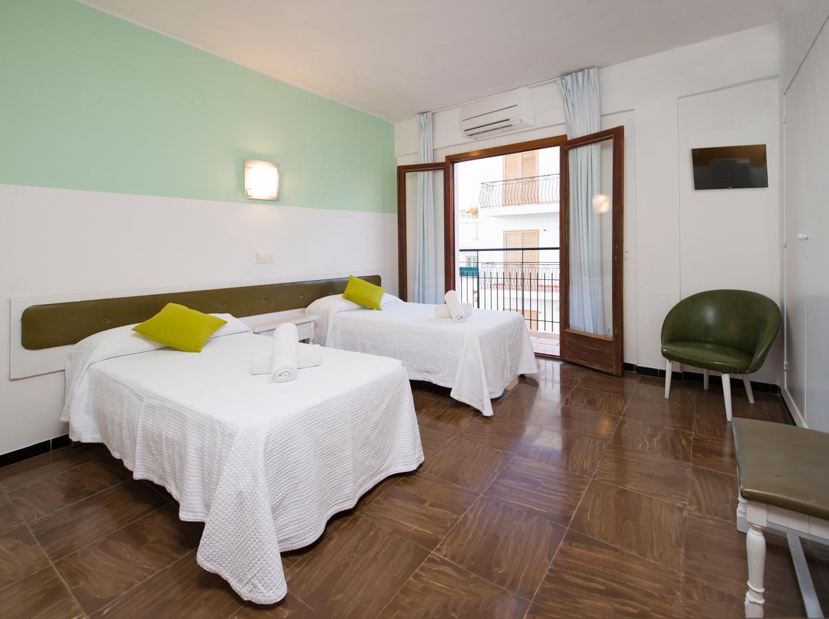 Hostal Alicante San Antonio  Exterior photo