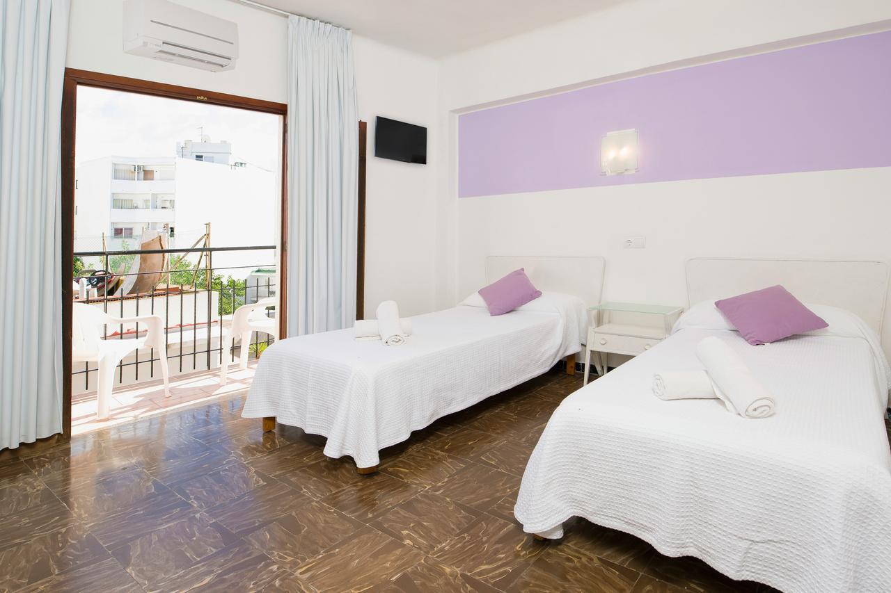 Hostal Alicante San Antonio  Exterior photo